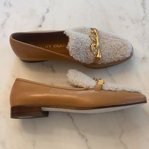 NWOT Tory Burch Jessa Shearling Loafers, Size 6.5M